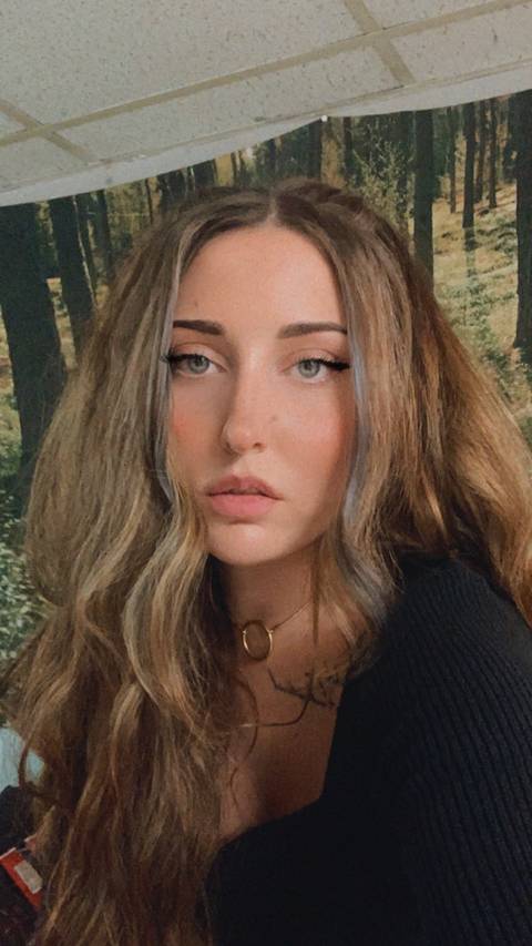 Vee - dumb_dolly OnlyFans