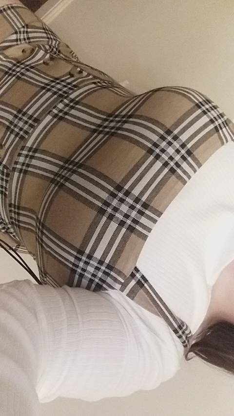 Bee (18+ ONLY) - mini_vampire OnlyFans