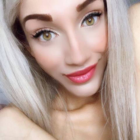 tinyblondeanita