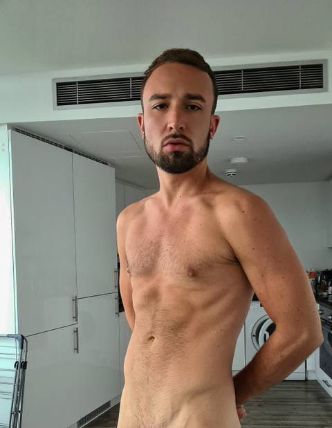 bazzzfitness nude