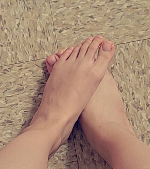 footfetishheaven98 nude