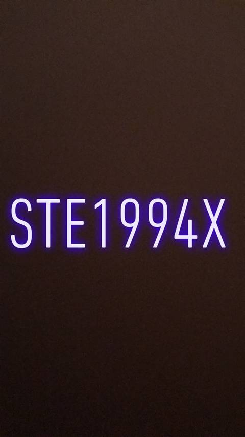 ste1994x nude