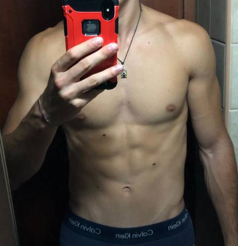 fit-straight-italian-boy