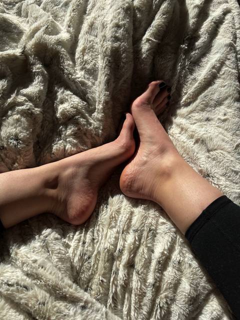 @kikis_feetsies