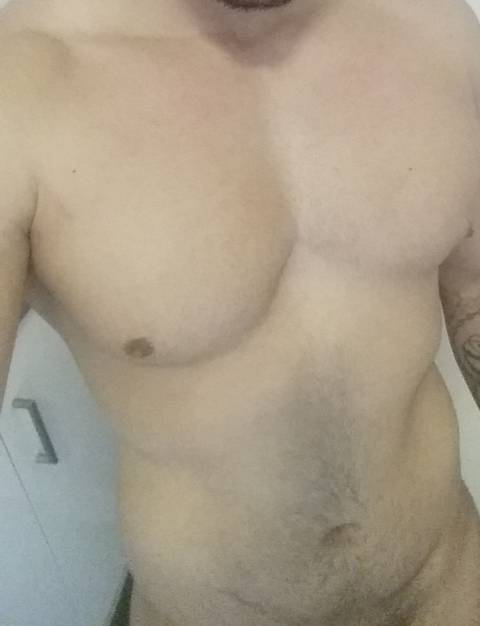 latinchubby19