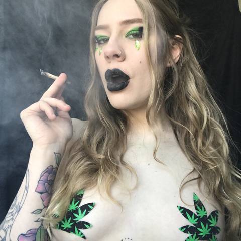 @kittenxo420