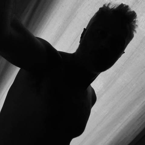 u76498833 nude