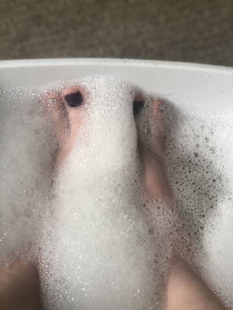 mrsfeetish nude