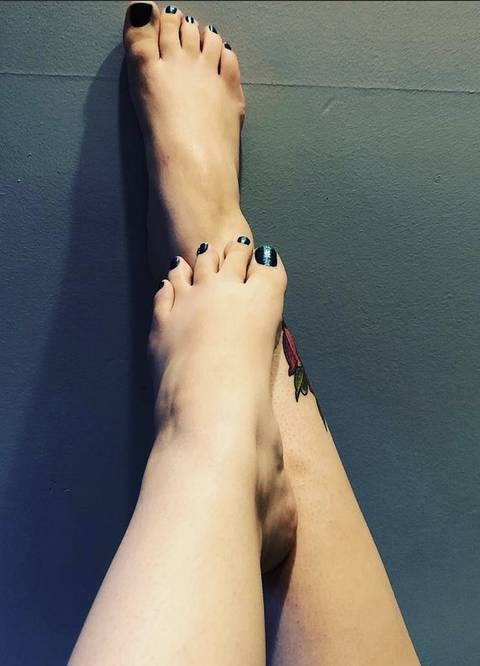 luvoffeet23 nude