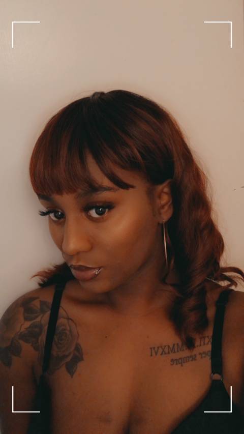 @queenslee