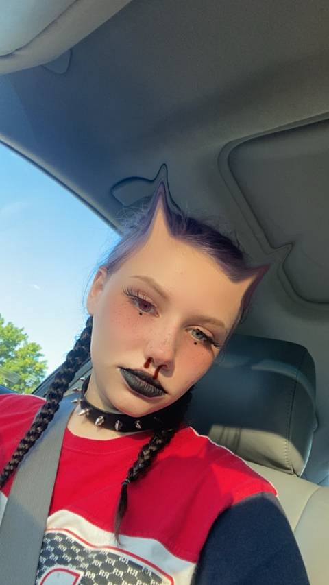 stupid.goth.bitch