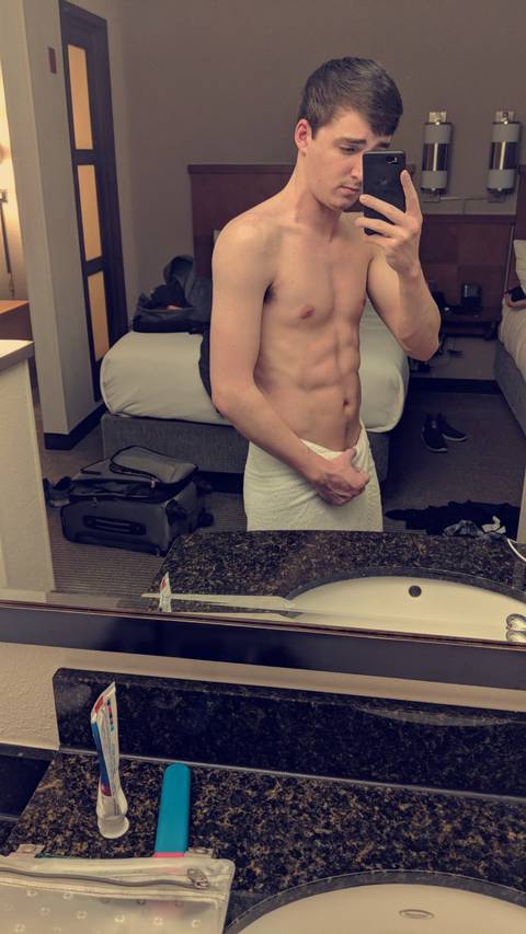 mitchy_myles nude