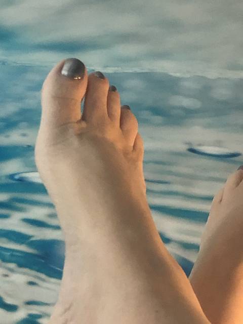 realonlyfeet nude