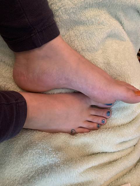 faye_feet nude