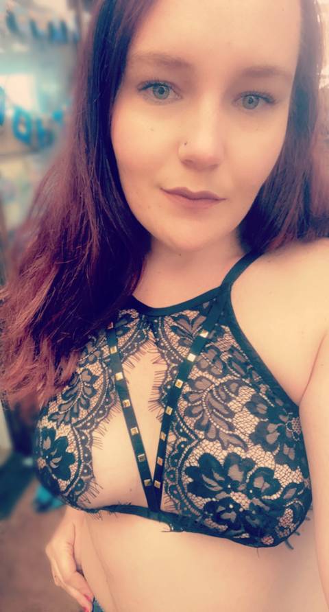 curvyredhead92