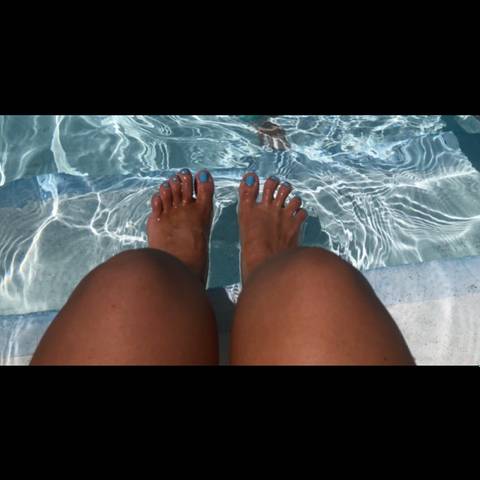 barefootbunny225 nude