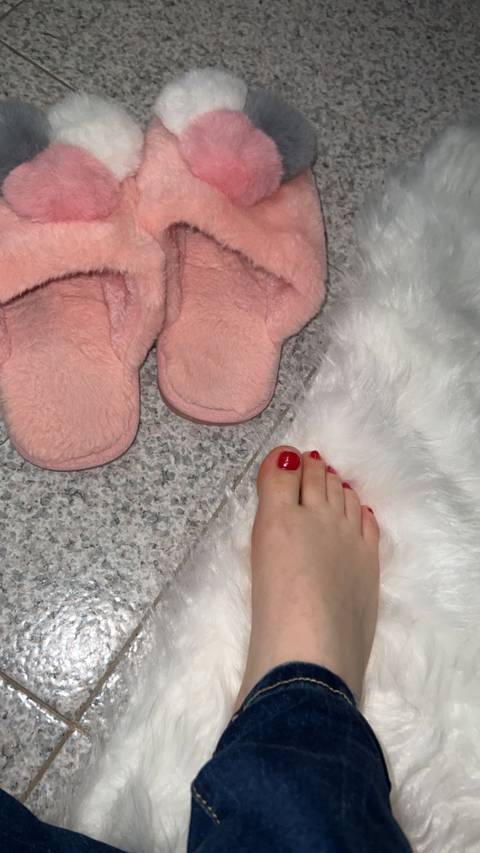 spicyfeetpic nude