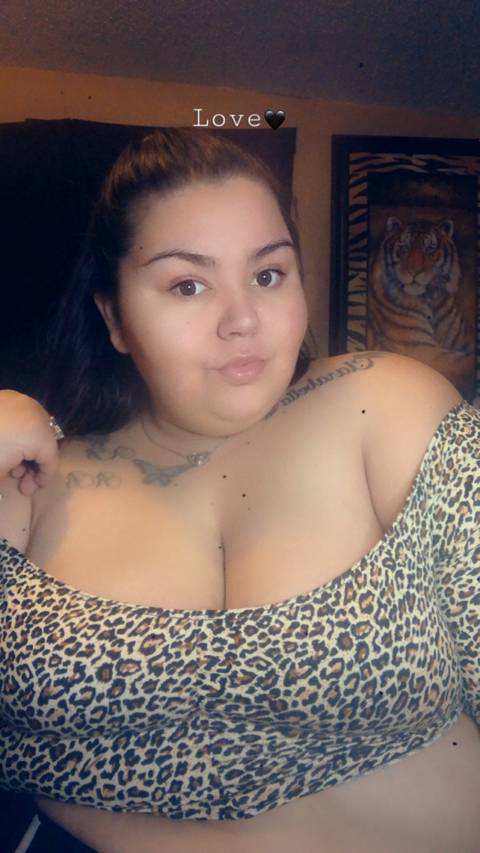 bbwmonasooflyy nude