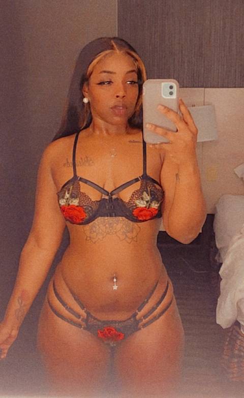 juicyyyypeach19