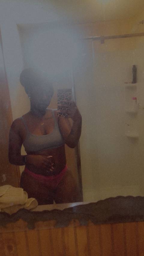 @callmeenee__
