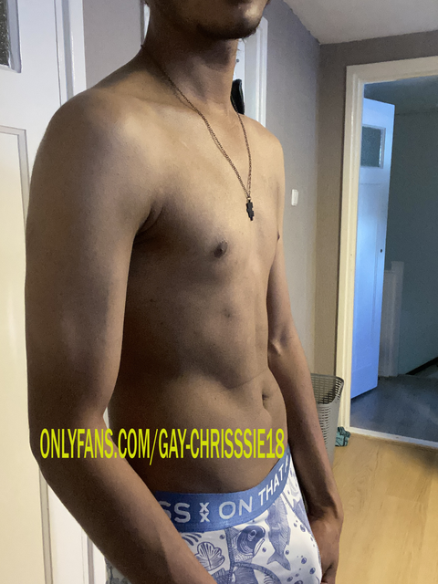 gay-chrisssie18