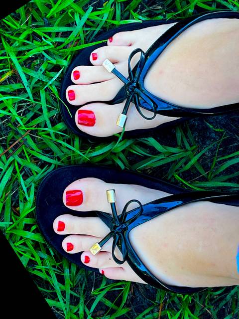 adventurous_feet_daily