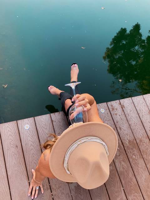 calisfinestfeet nude