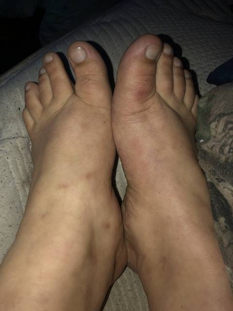 lesbian_feet03