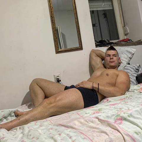 bro_bugi nude