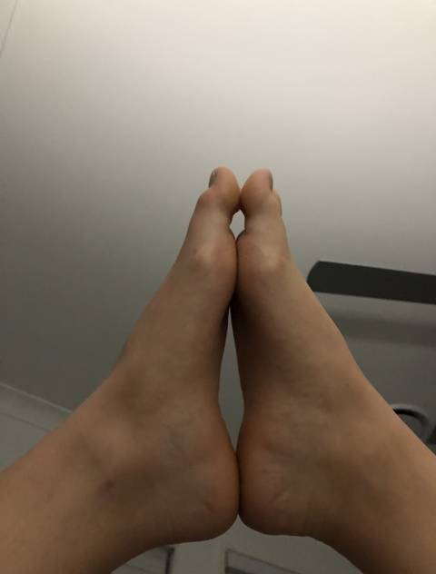 sexyfeetdailyxo nude