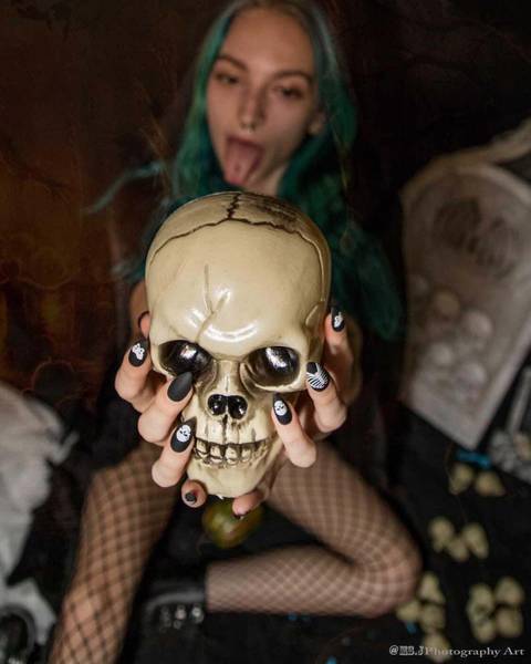 @psilocybin_pixie