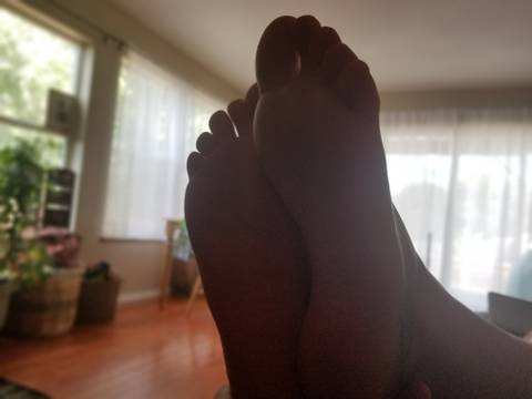 @askmeaboutmy.barefeet