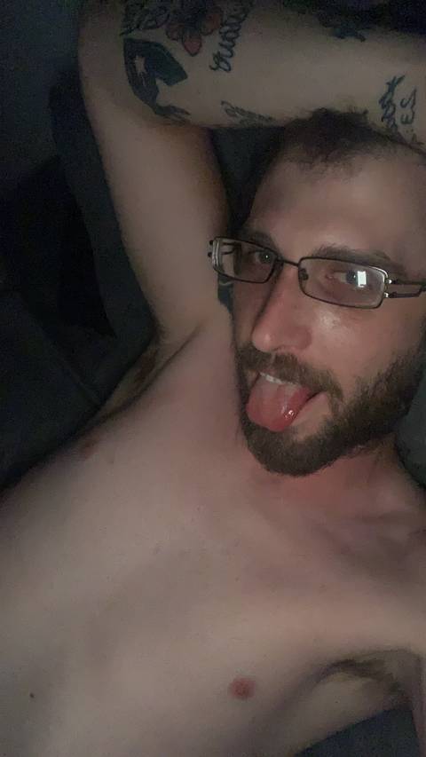 daddysneakysnek nude