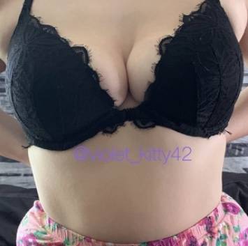 violet_kitty42