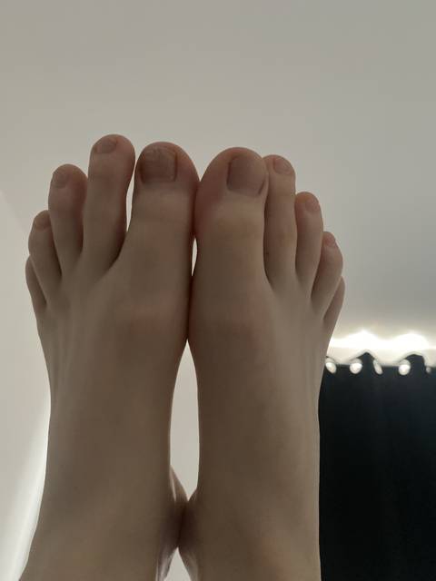 @toesies321