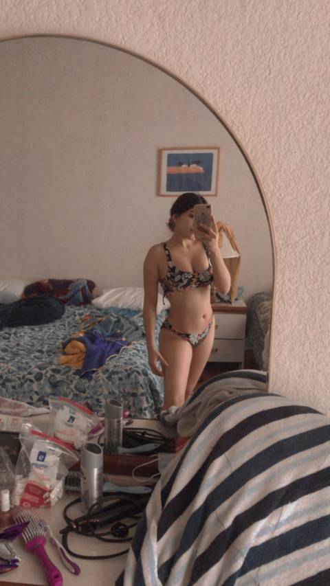 u68248981 nude