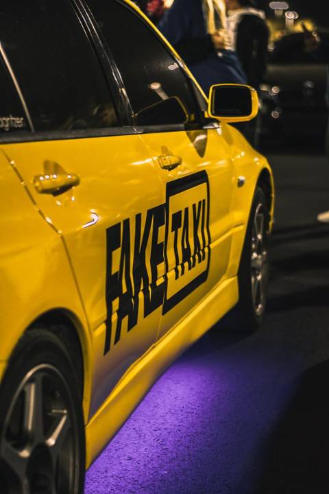 faketaxievo nude