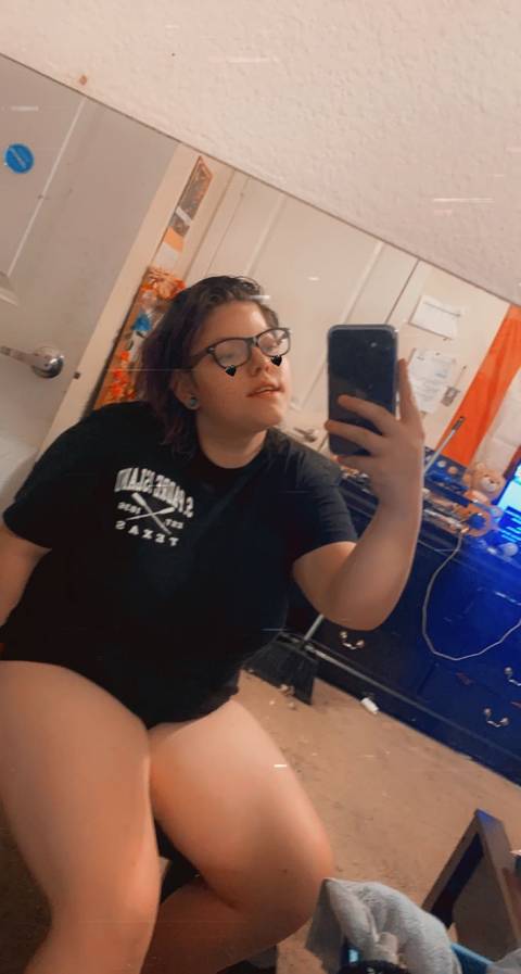 thickywhickylyssa