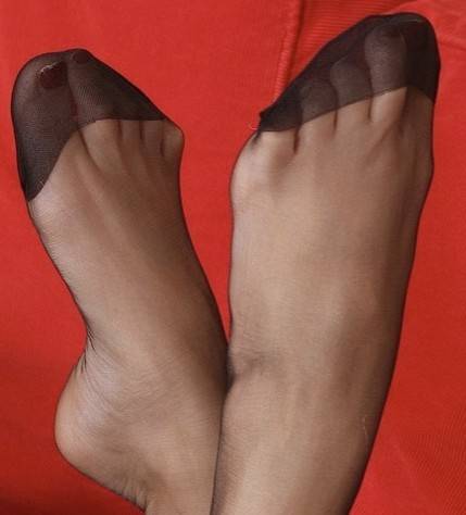 @feetworldorder