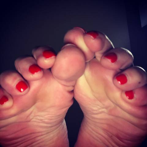 sexytoes41 nude