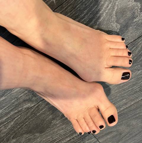 bunionsandtoes nude