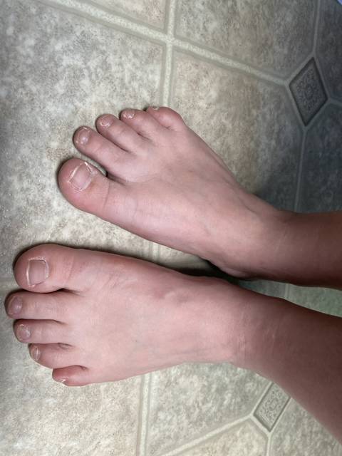 @oooofeet