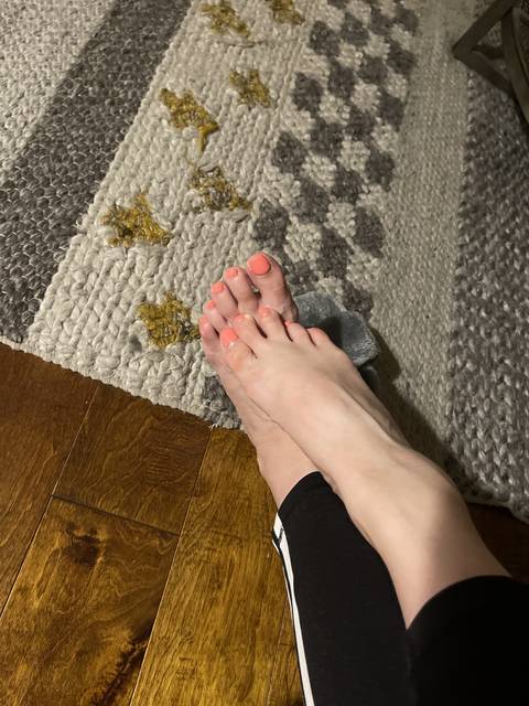 @themysteriousfeet