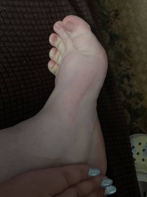 prettyfeet2917 nude