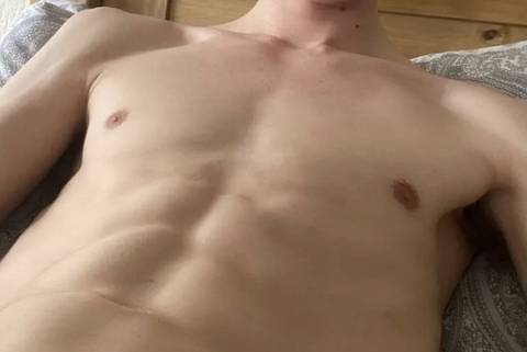 blondeeboi689 nude