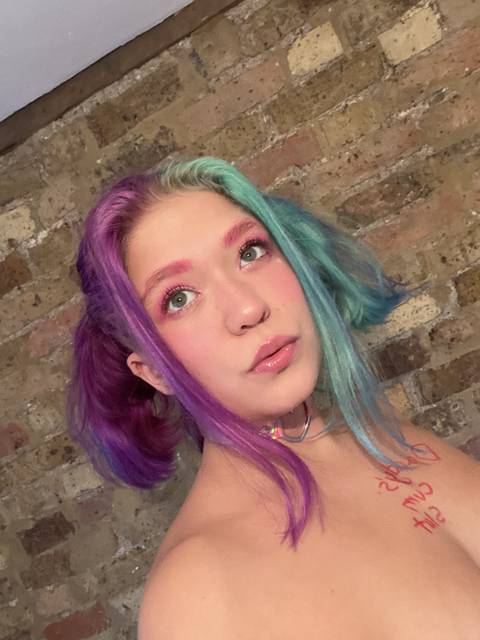 @tuftychick_formyloyals