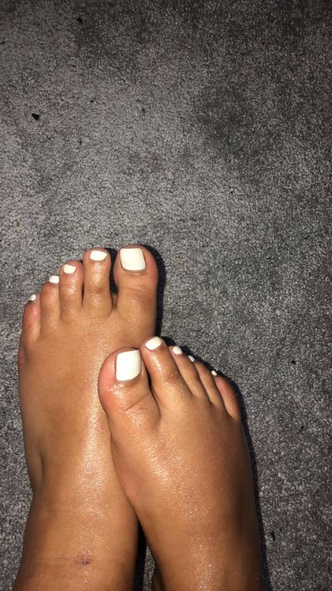 feetish3 nude