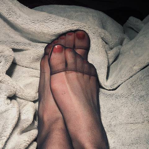 @onlyfeetfannss