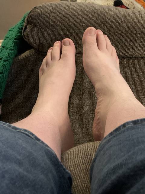 onlyreverendsfeet nude