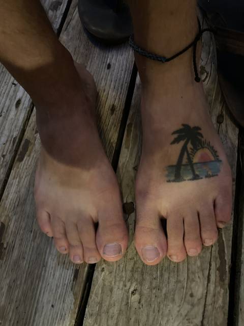 surferfoot nude